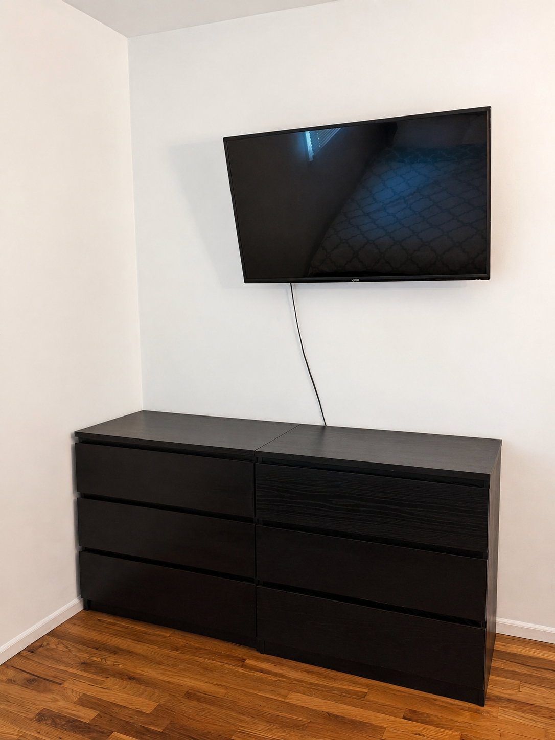 Private Furnished Room Near Multiple Hospitals | Safe Quiet Home | Utilities Included - Photo 4