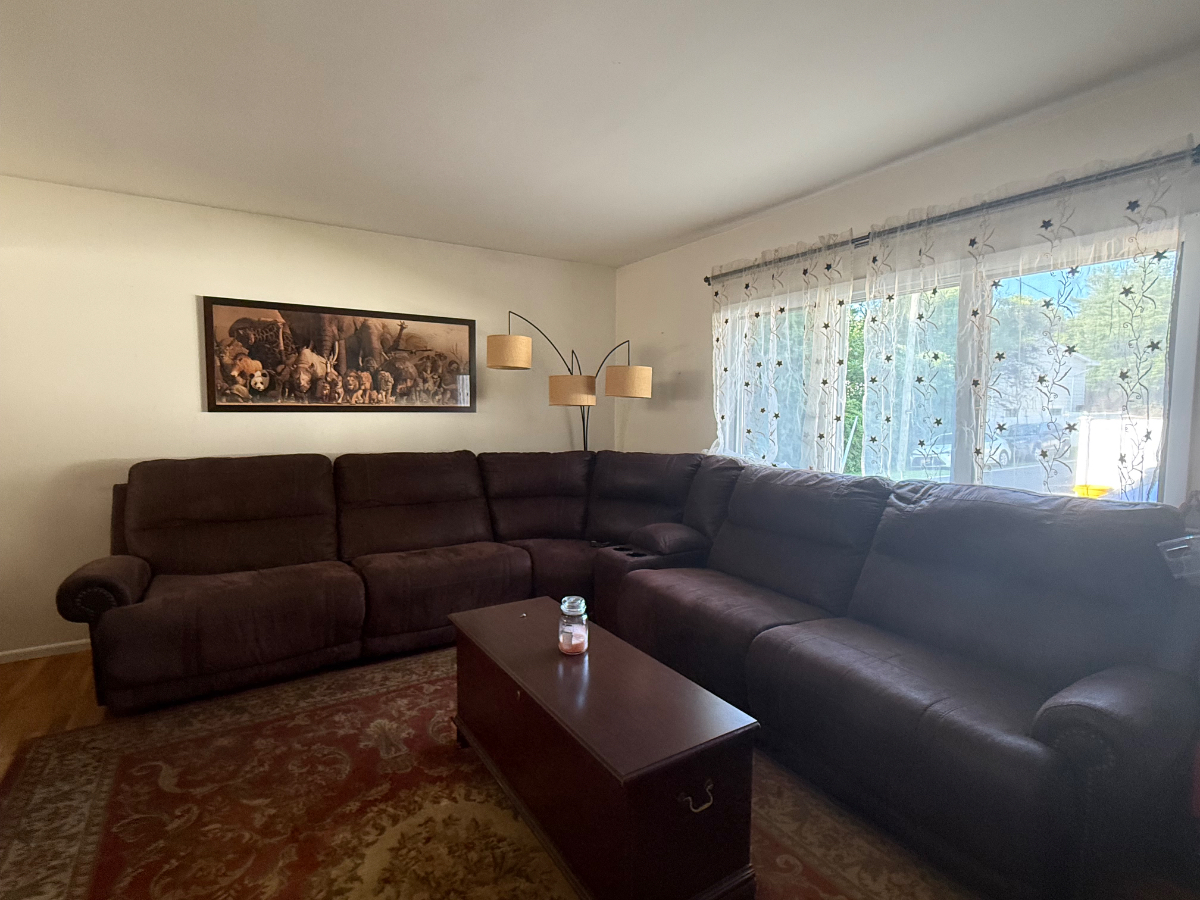 Private Furnished Room Near Multiple Hospitals | Safe Quiet Home | Utilities Included - Photo 5