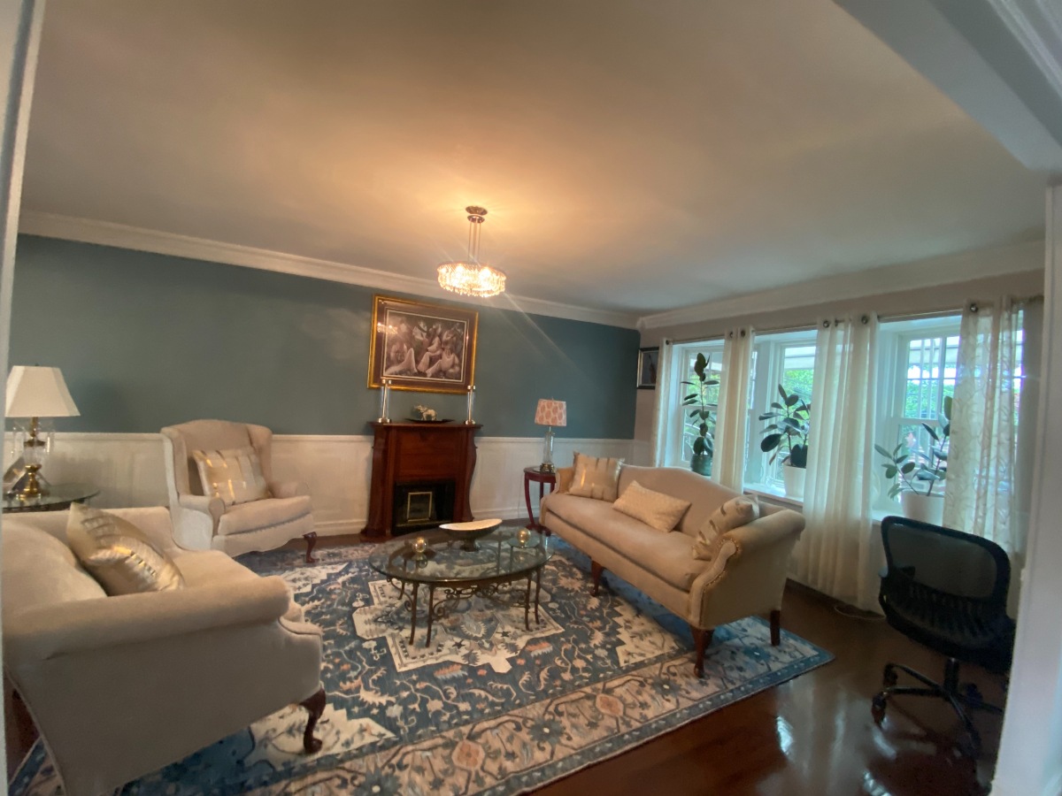 Premium 2 bedroom duplex apartment  near Brookdale Hospital - Photo 2