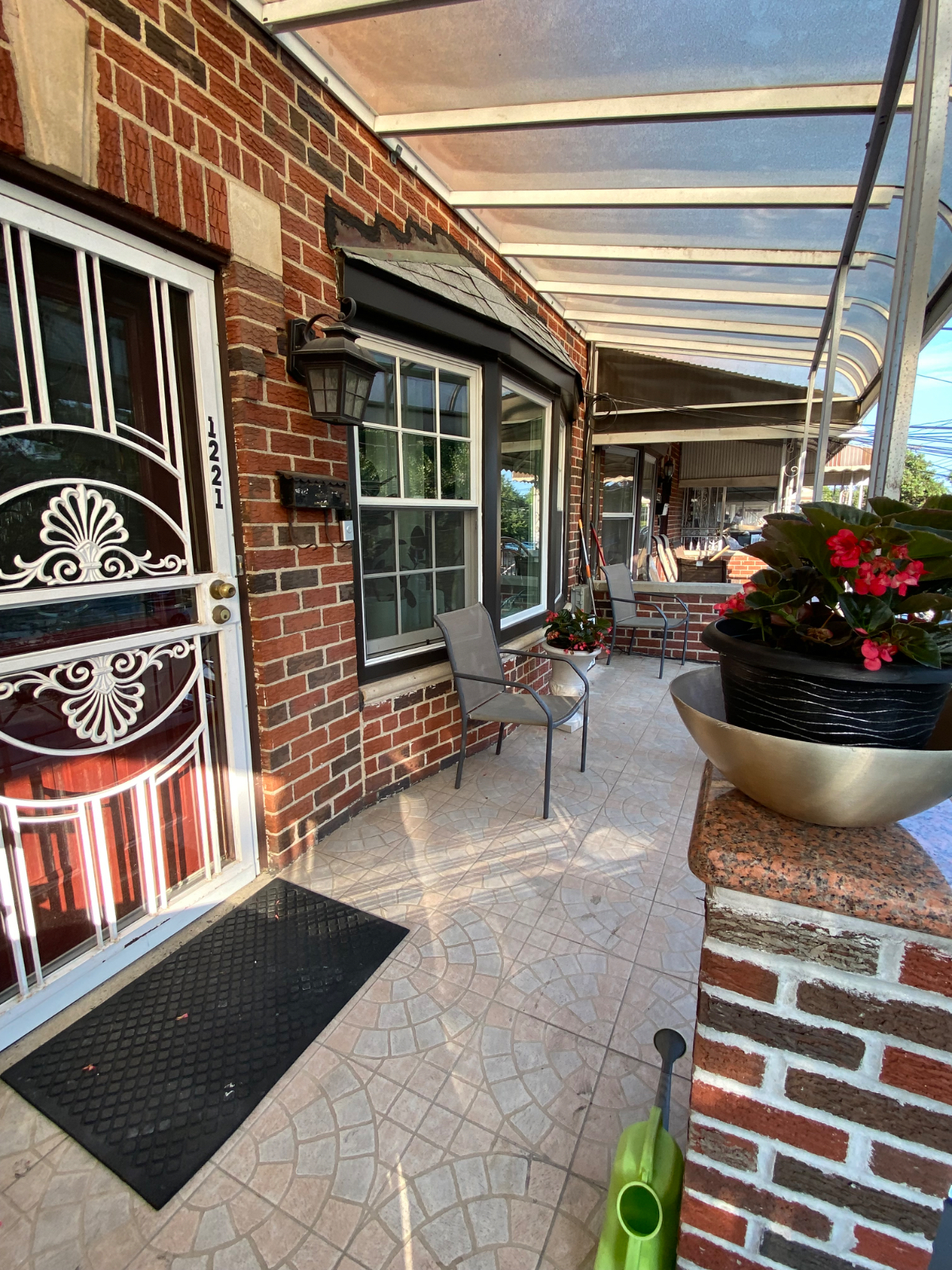 Premium 2 bedroom duplex apartment  near Brookdale Hospital - Photo 9