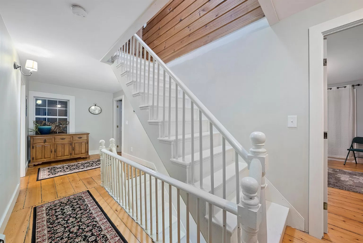 Historic Home in Quaint West Wardsboro, VT - Photo 5