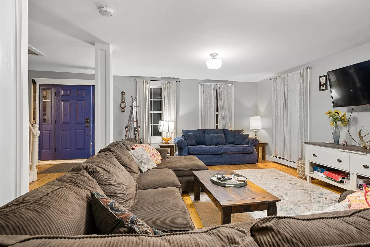 Historic Home in Quaint West Wardsboro, VT - Photo 9