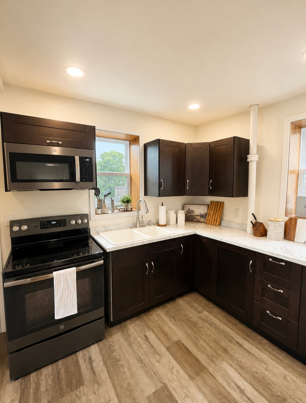 Driftwood Den- Stoughton WI, 3 Bedrooms