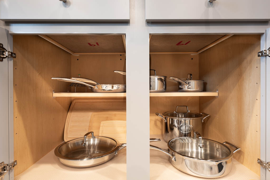Fully Furnished Modern Townhome - Photo 10