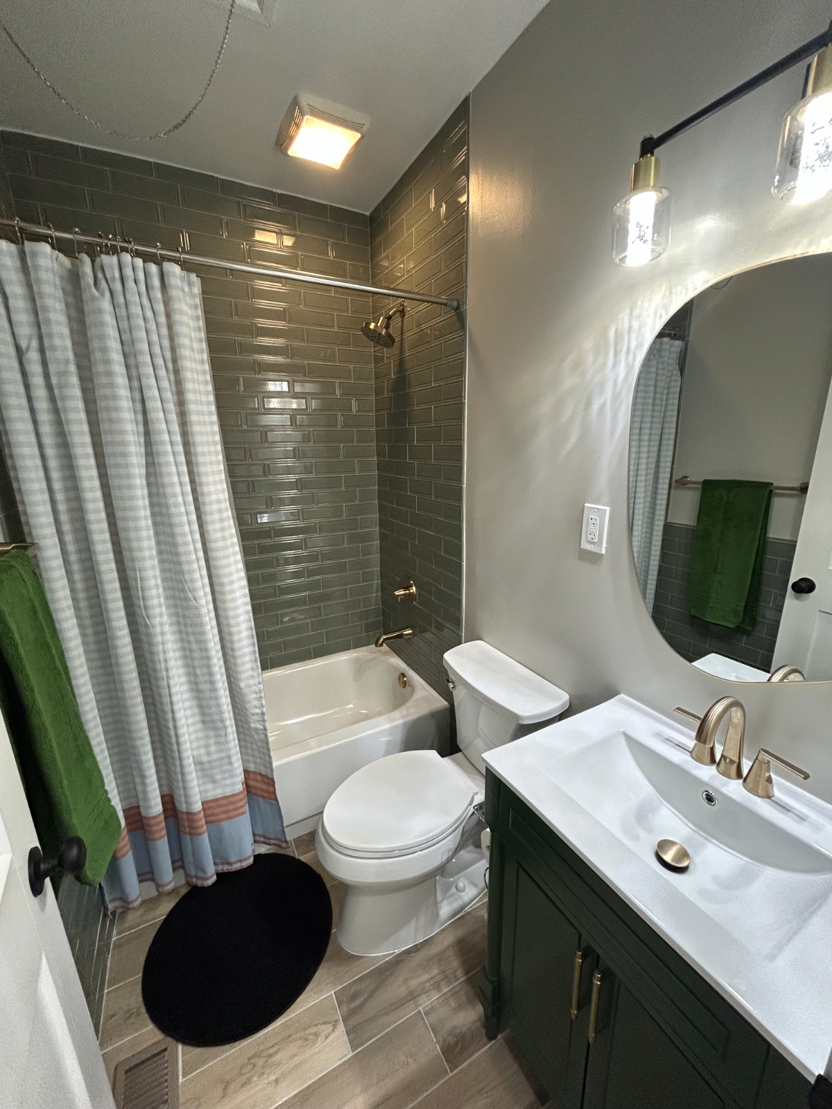 *NEW* Capitol Hill Entire Home Next Door Congressional Offices +King Bed - Photo 4