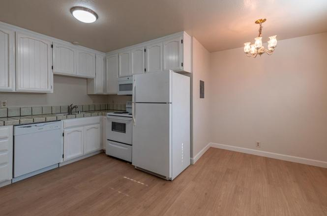 Unit 1 | Beautifully Renovated & Move-In Ready - Photo 4