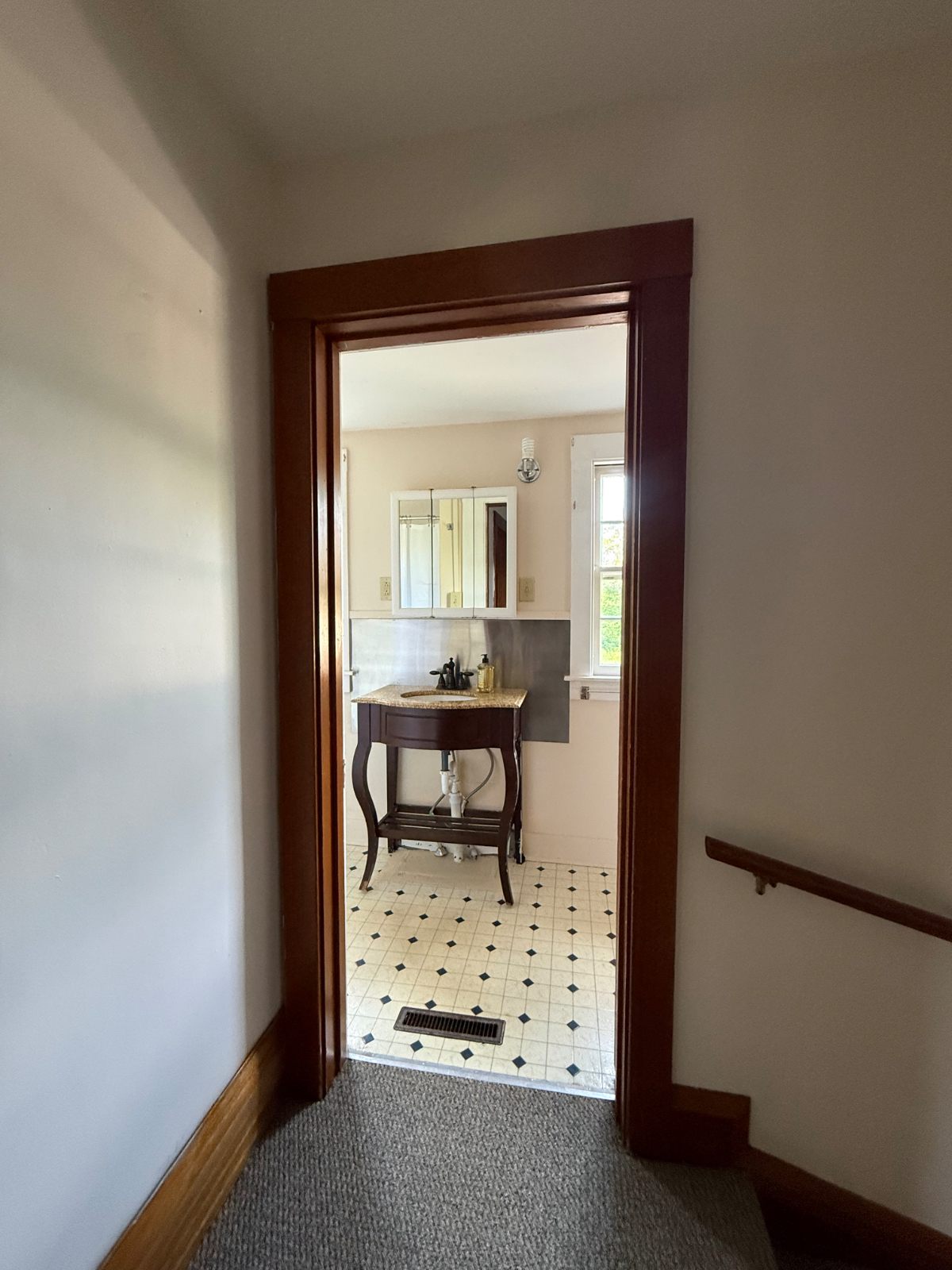 Super Cute 3-BR Home.  Walk, Bike, or Drive to UVM and the Hospital - Photo 7