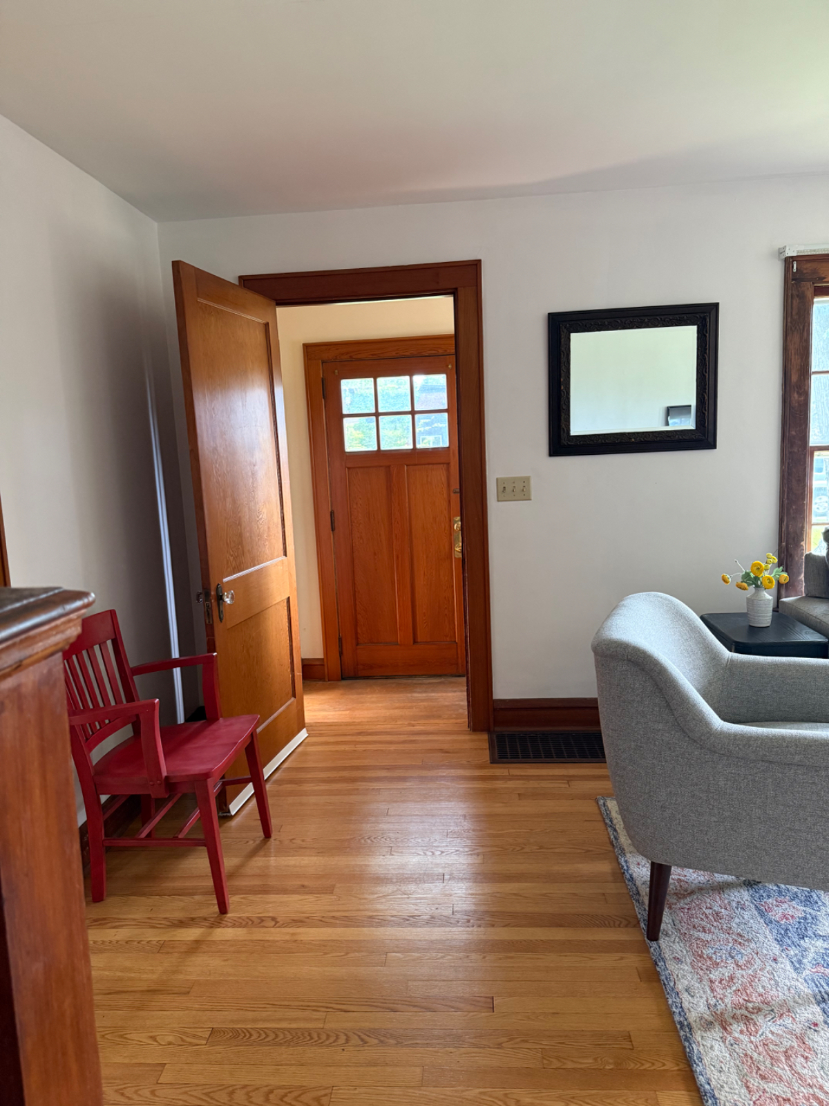 Super Cute 3-BR Home. Walk, Bike, or Drive to UVM and the Hospital - Photo 4