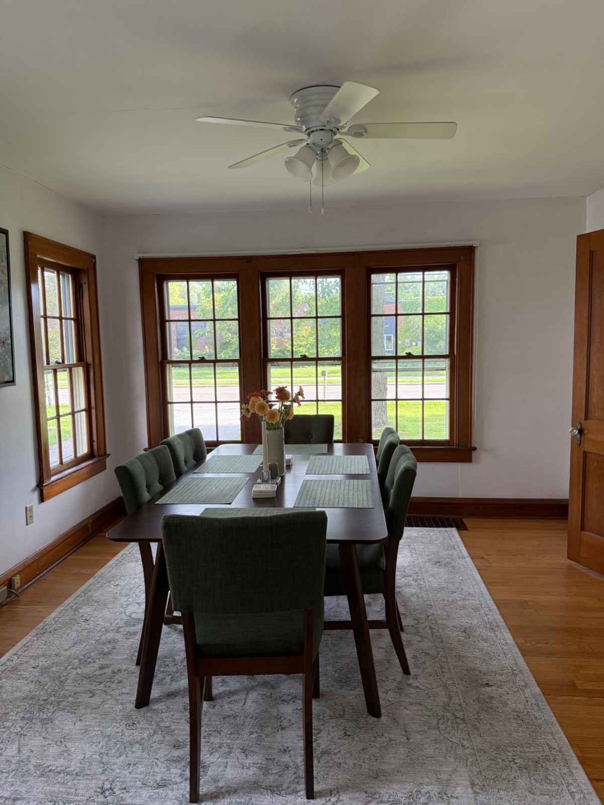 Super Cute 3-BR Home. Walk, Bike, or Drive to UVM and the Hospital - Photo 3