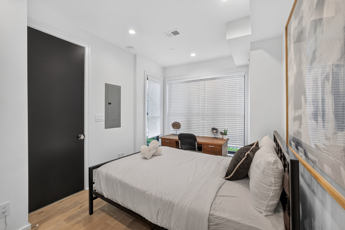 LUX HAUS | Luxury 14th St Penthouse + Private Rooftop - Photo 12