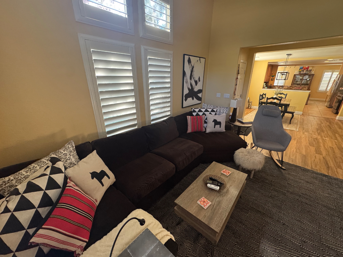 Spacious 3 Bedroom Home Near Renown Regional Medical Center With Pool, Golf, And Gym Access - Photo 4