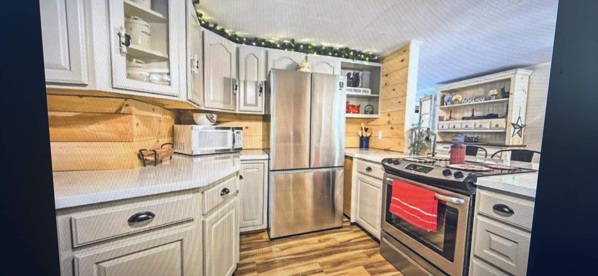 Immaculate Lake George Rental Home Great WIFI!!! - Photo 5