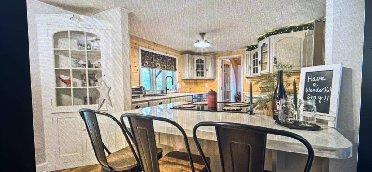 Immaculate Lake George Rental Home Great WIFI!!! - Photo 9
