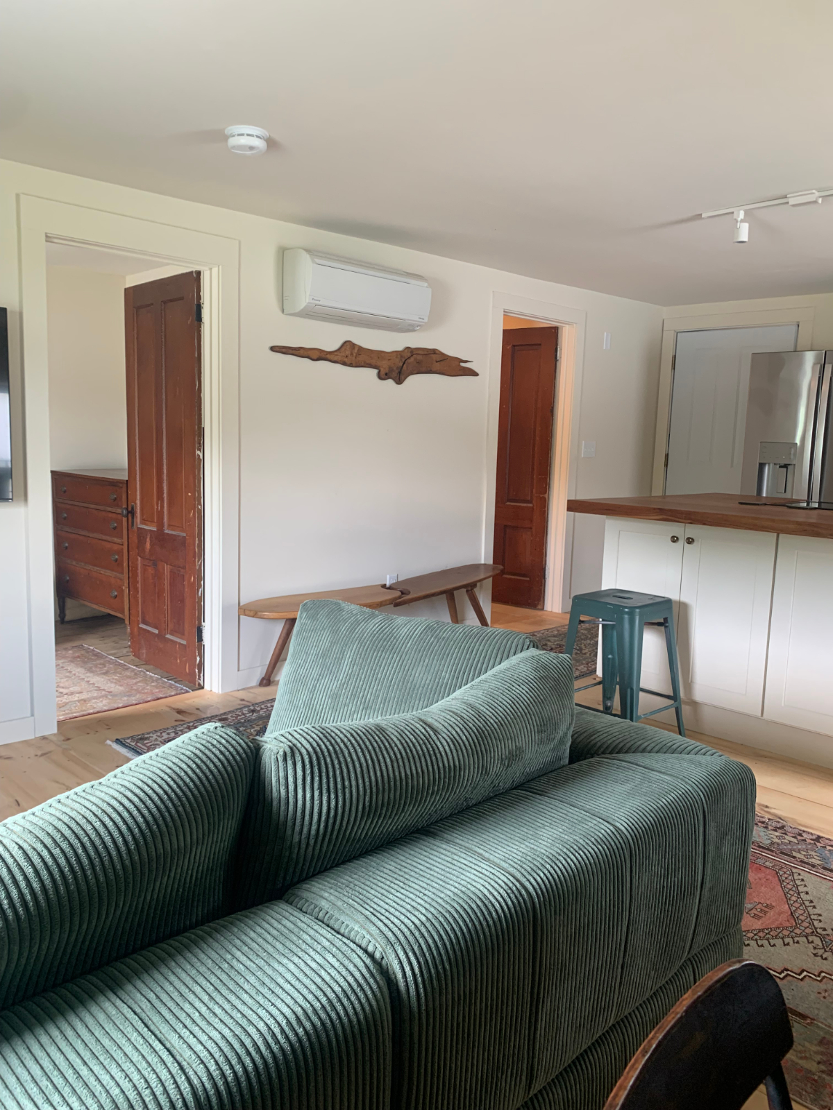 Elmore Store Apartment - Photo 2
