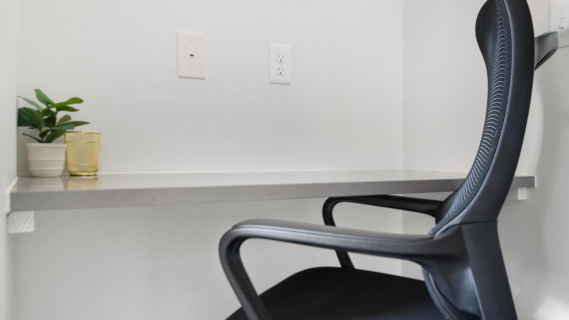 Corner on Main 126 - Photo 11