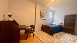 Charming 3-bedroom, 2-bath apartment with a private outdoor porch and stunning sunset views. Ideally - Photo 10