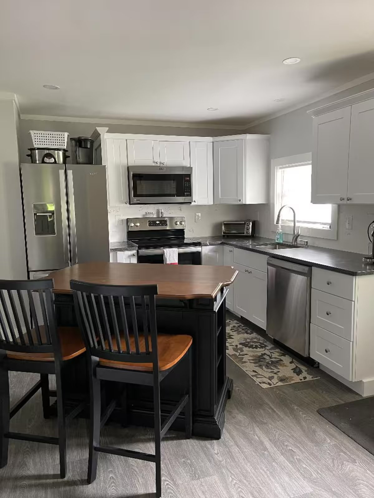 Spacious 5BR Mountain Retreat Near Okemo | Sleeps 12 | Game Loft - Photo 6
