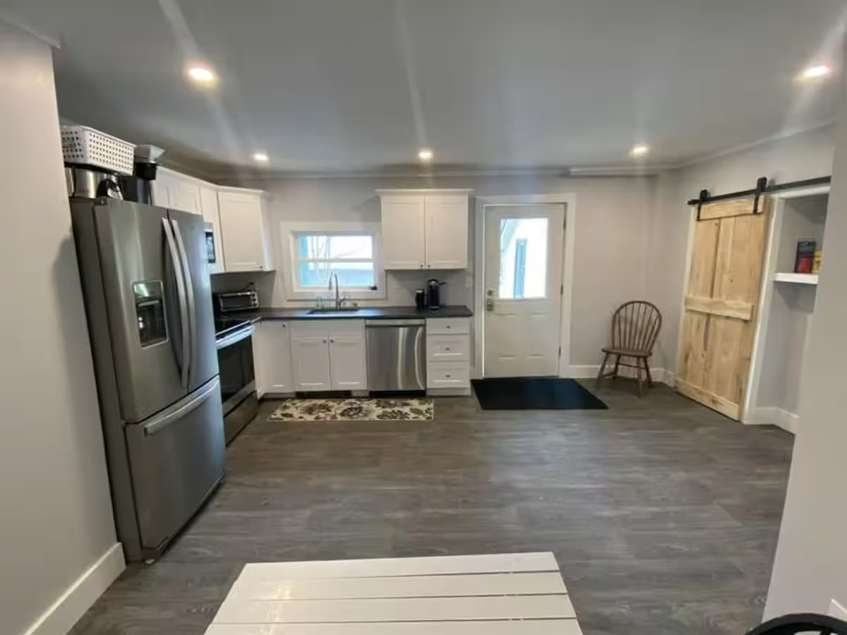Spacious 5BR Mountain Retreat Near Okemo | Sleeps 12 | Game Loft - Photo 4