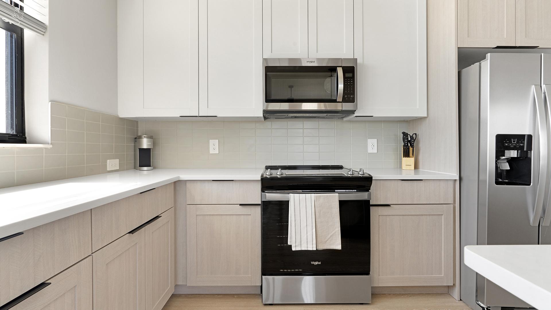 Evergreen Pine Island 2103 - Photo 4