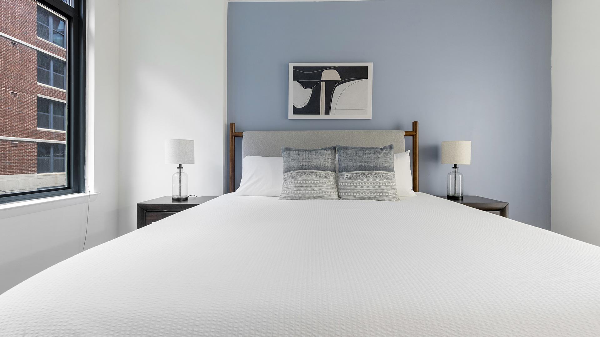 1Hundred Capitol Yards 100-906 - Photo 8