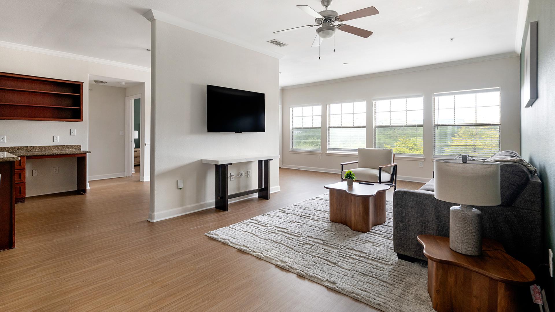 10X Living at Grandview 34307 - Photo 4