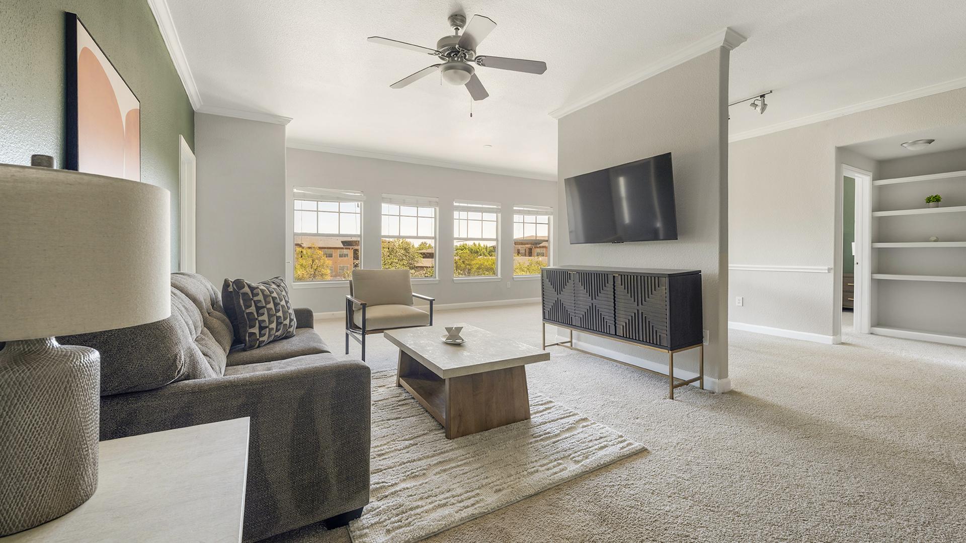 10X Living at Grandview 34307 - Photo 4