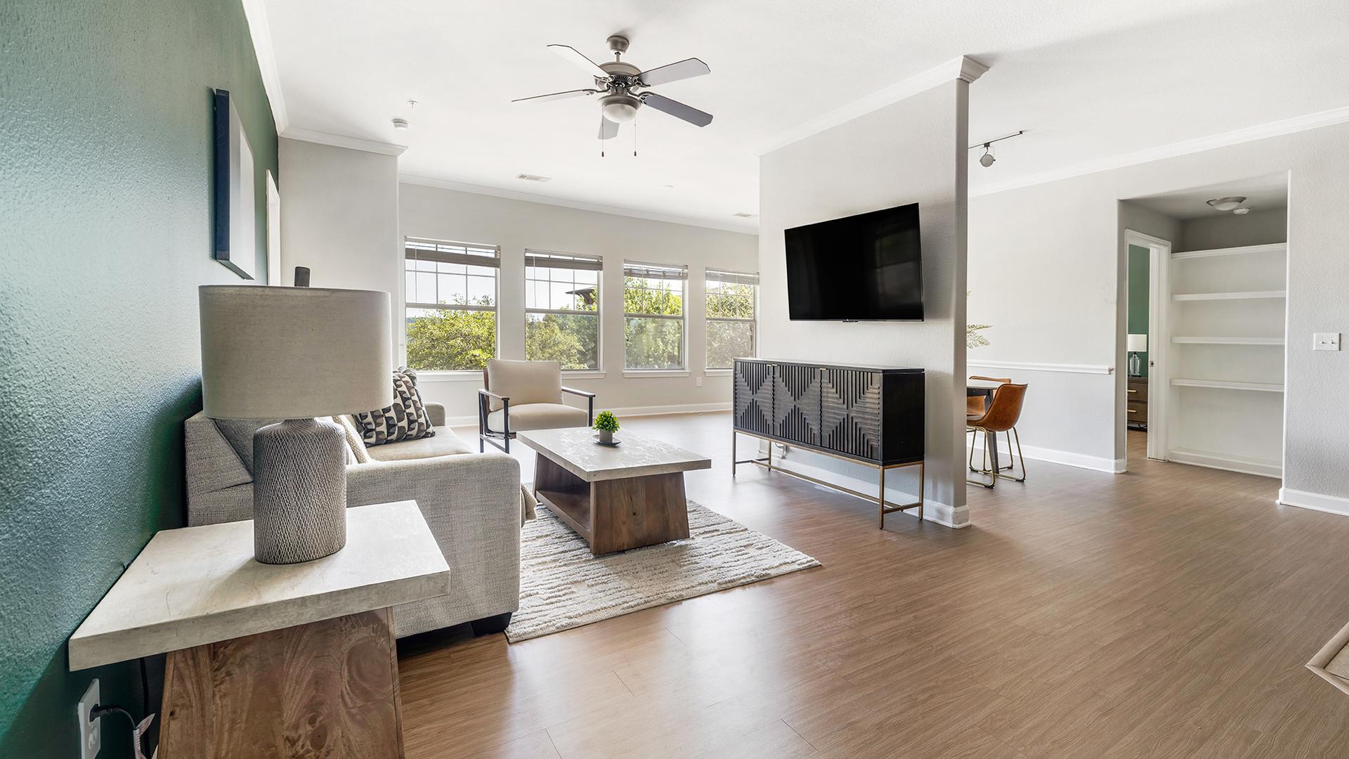 10X Living at Grandview 34307 - Photo 3