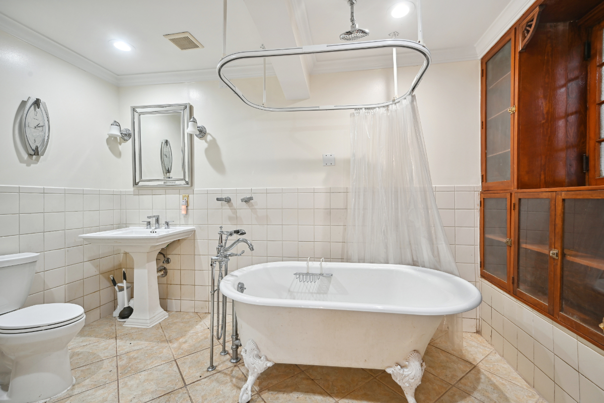 4221 16th Street, NW, Washington DC-1 Bedroom, 1.5 Bath Basement Apartment-Majestic Washington Grand - Photo 8