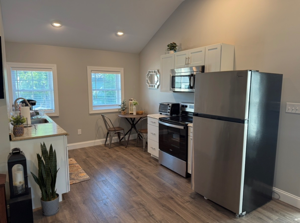 Cozy Studio Most Walkable Location in Village Of Ballston Spa! - Photo 1