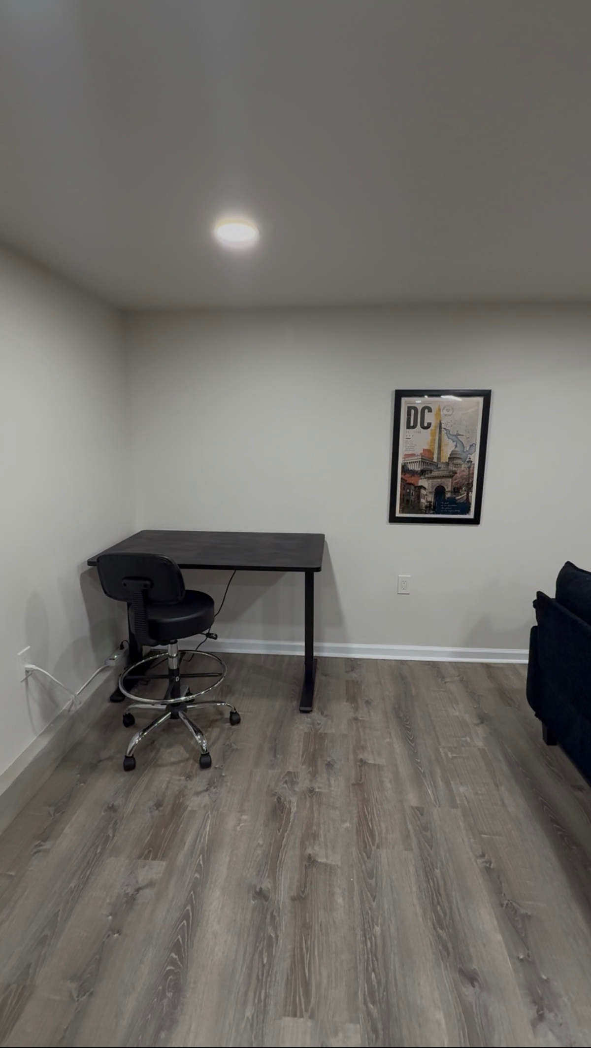 Available Oct. 1 | Walk to major hospitals| Parking & Utilities Included - Photo 7