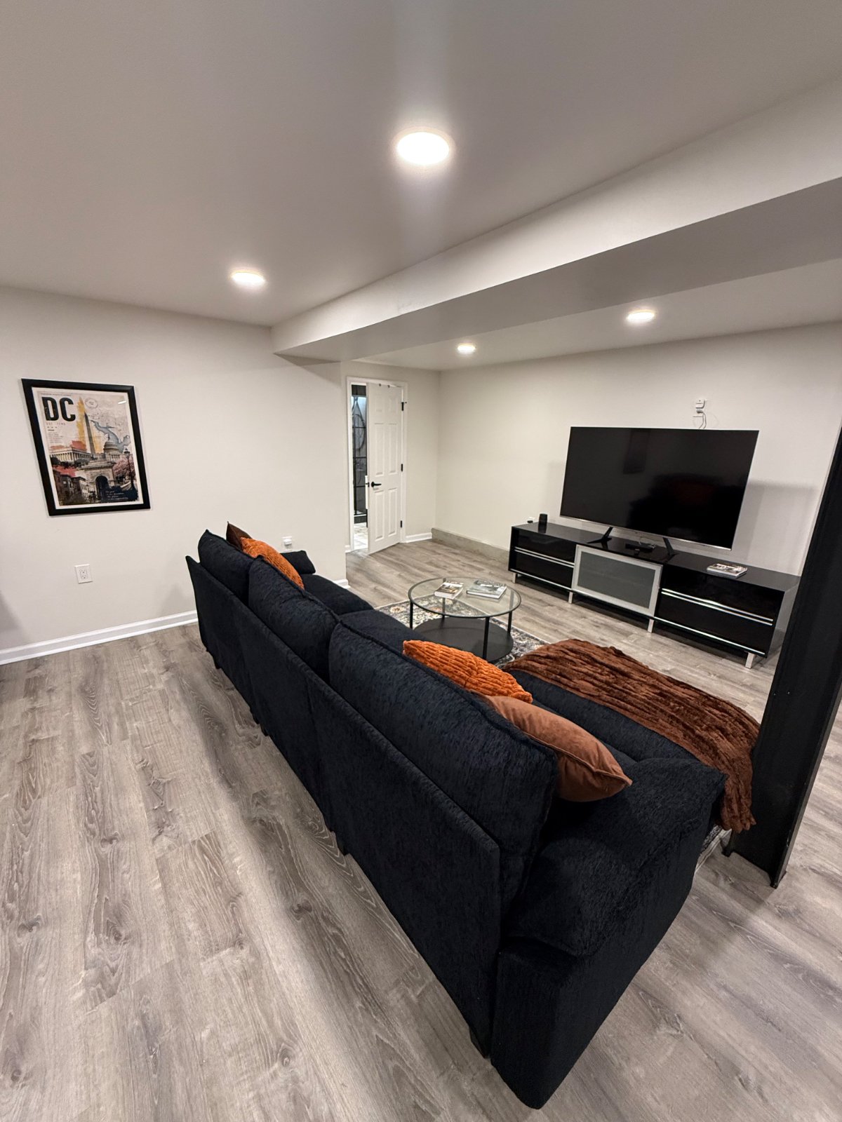 Available Oct. 1 | Walk to major hospitals| Parking & Utilities Included - Photo 3