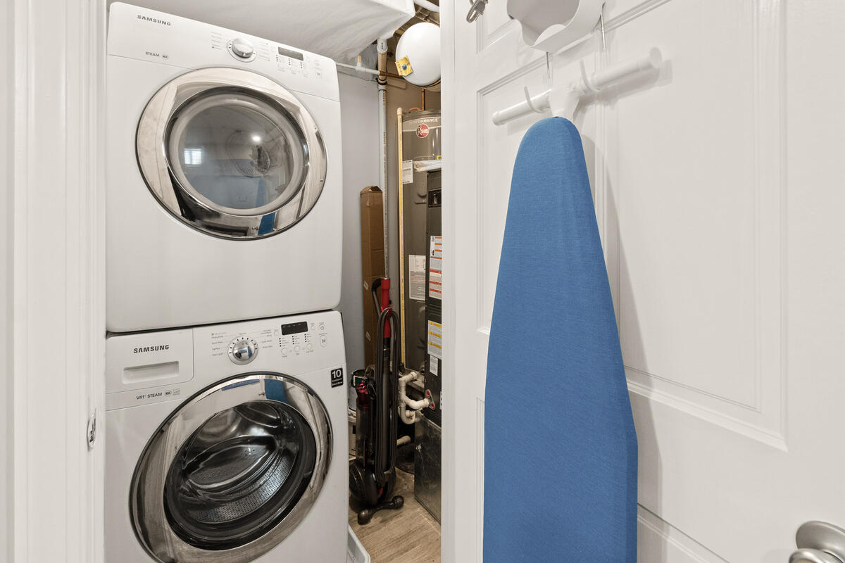 Stylish 2 bedroom apt near Gallaudet/Union Market - Photo 9