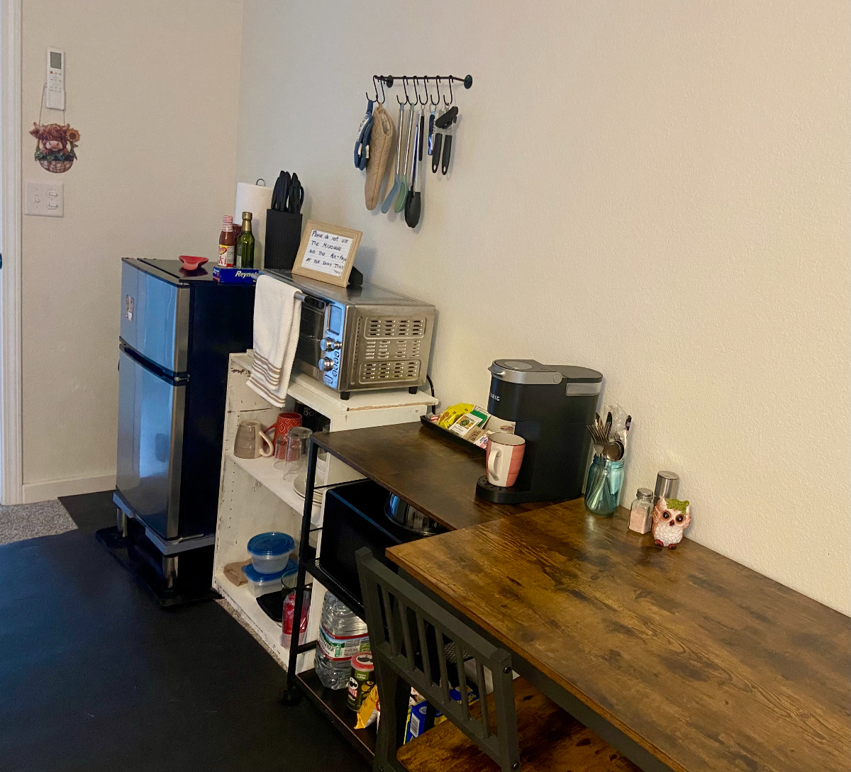 Cozy, Fully Equipped Efficiency Studio | Dedicated Workspace | Pets Welcome | Minutes to WTAMU & Hos - Photo 7