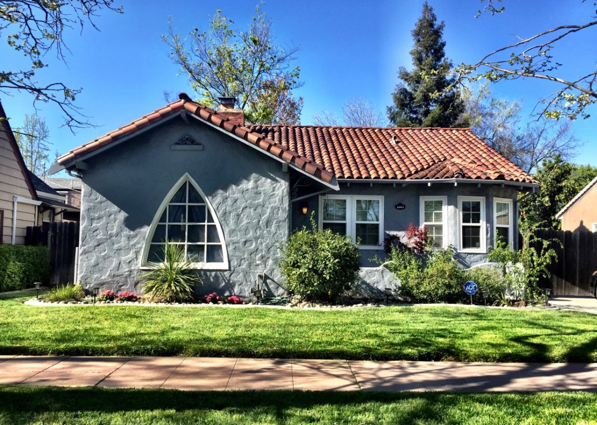 Stylish Furnished Room for Traveling Professionals | Utilities Included | North Stockton - Photo 3