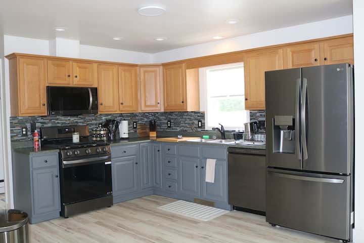 Lovely private home in quiet neighborhood - Photo 2