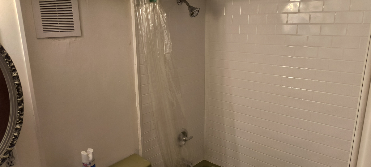 Convenient North Bronx Living Near Major Hospitals, Shopping, and Transit - Photo 4