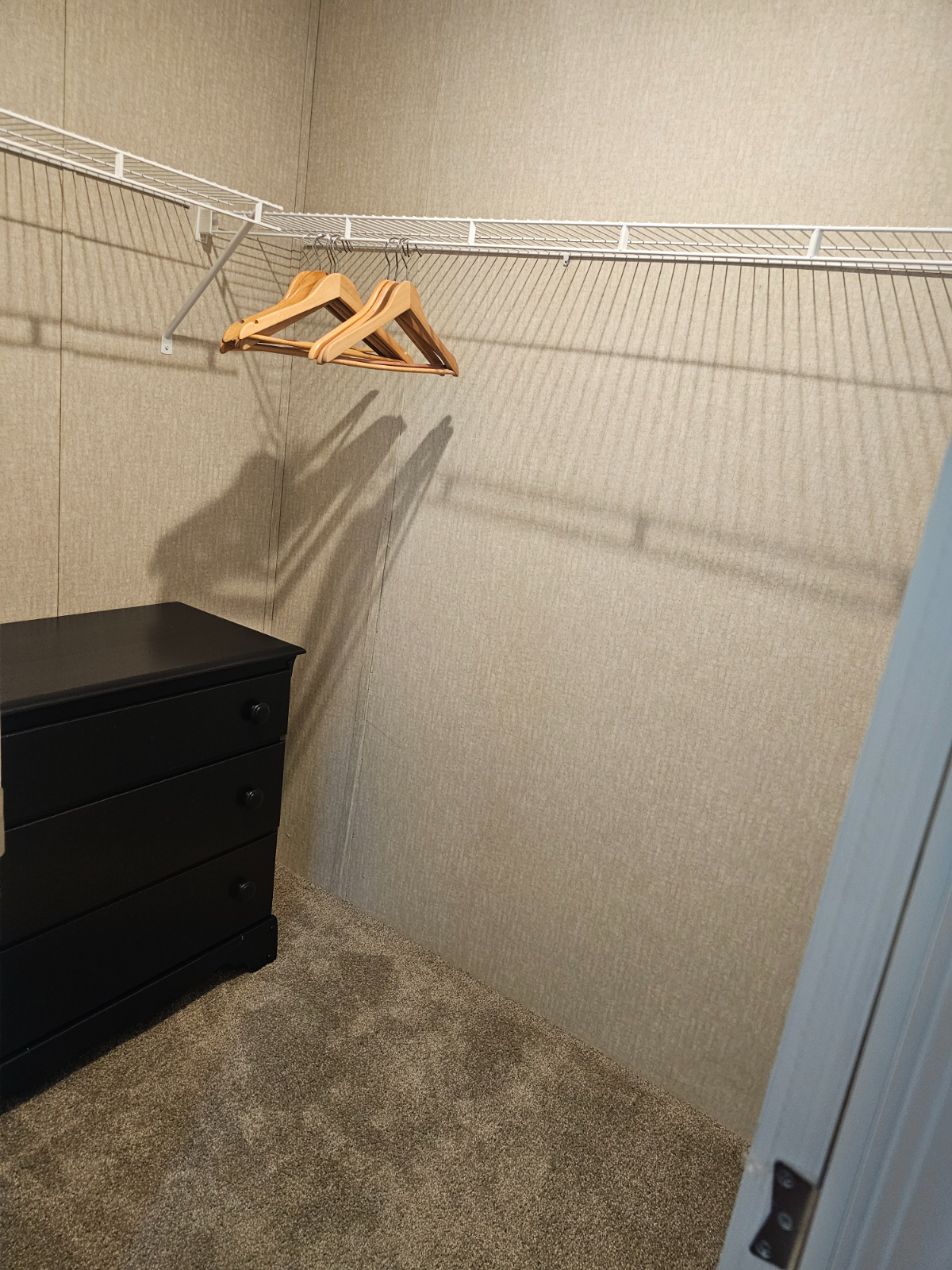 Cozy Private Room | Utilities Included - Photo 12