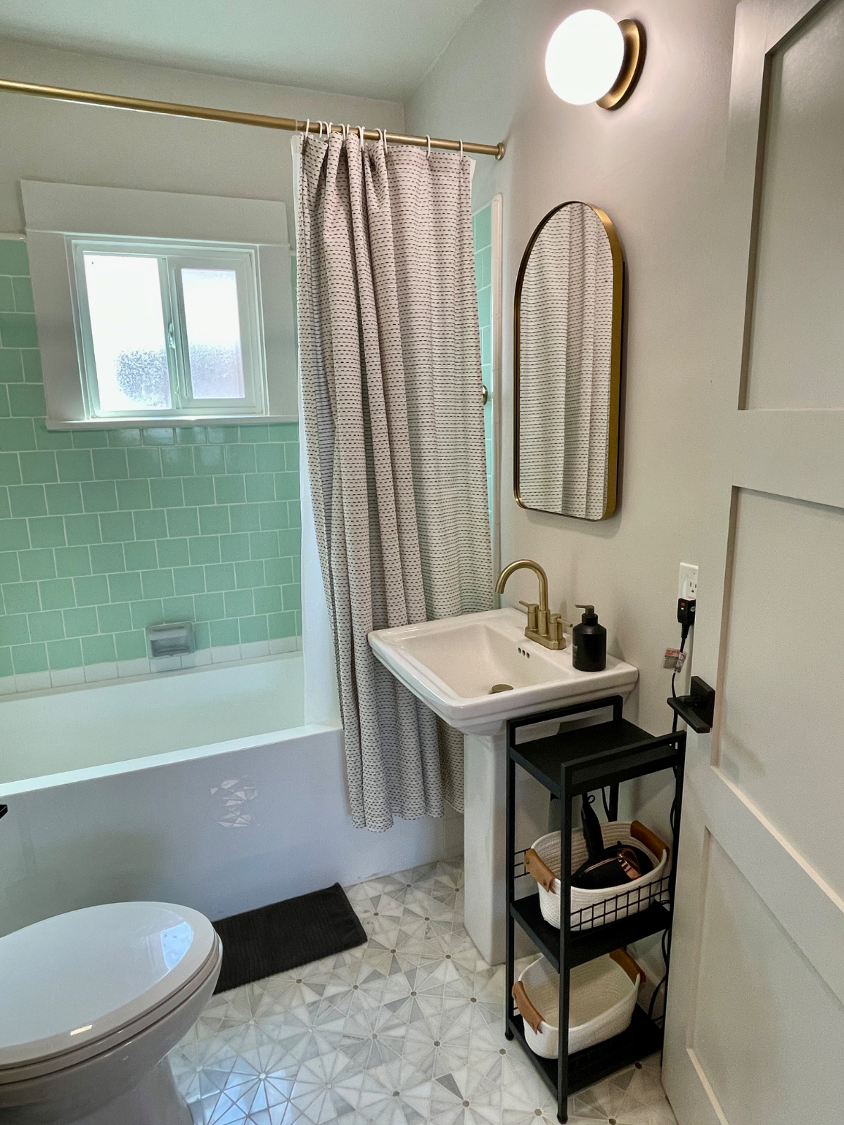 Remodeled Spanish 3bed 2bath, w/AC. - Photo 6