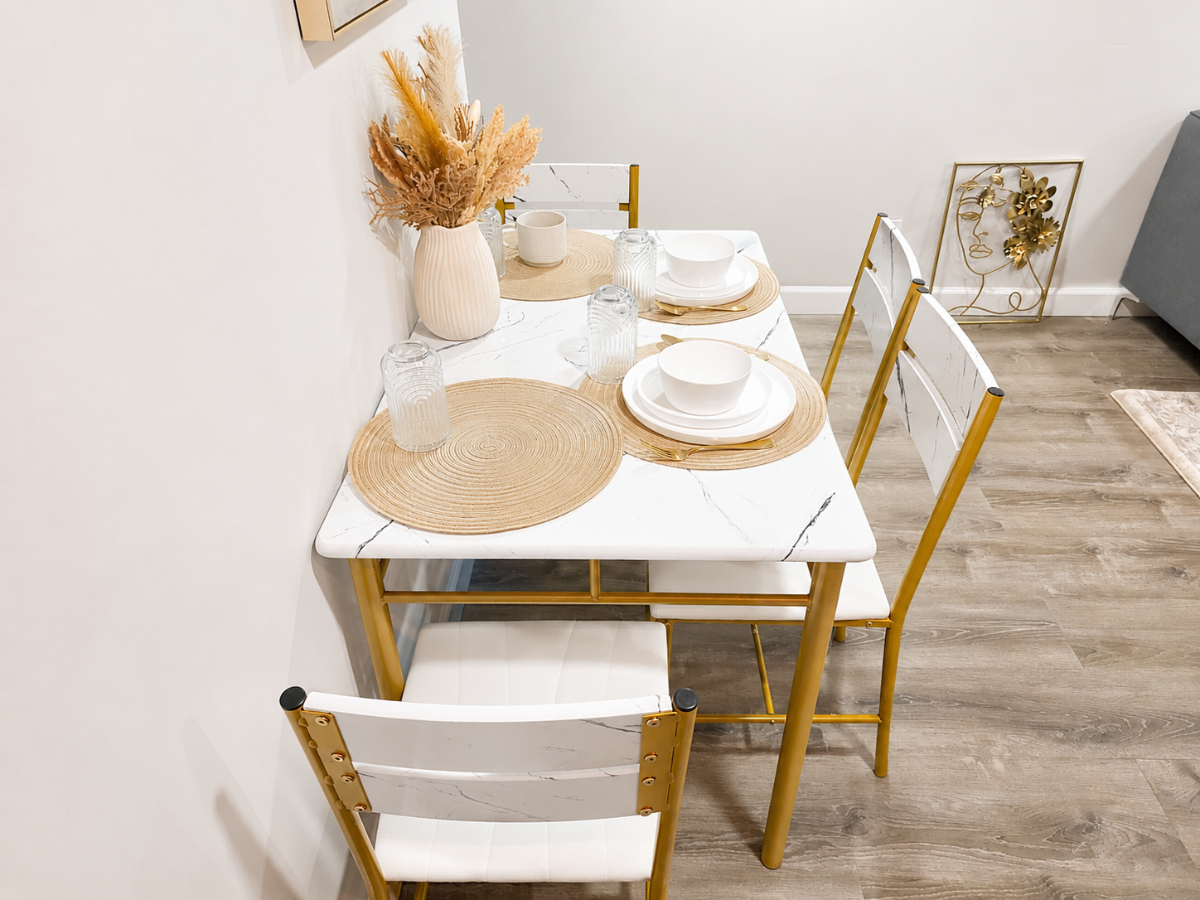 Your NYC Gateway | Luxury 3BR | Near JFK, LIRR & Restaurants - Photo 4