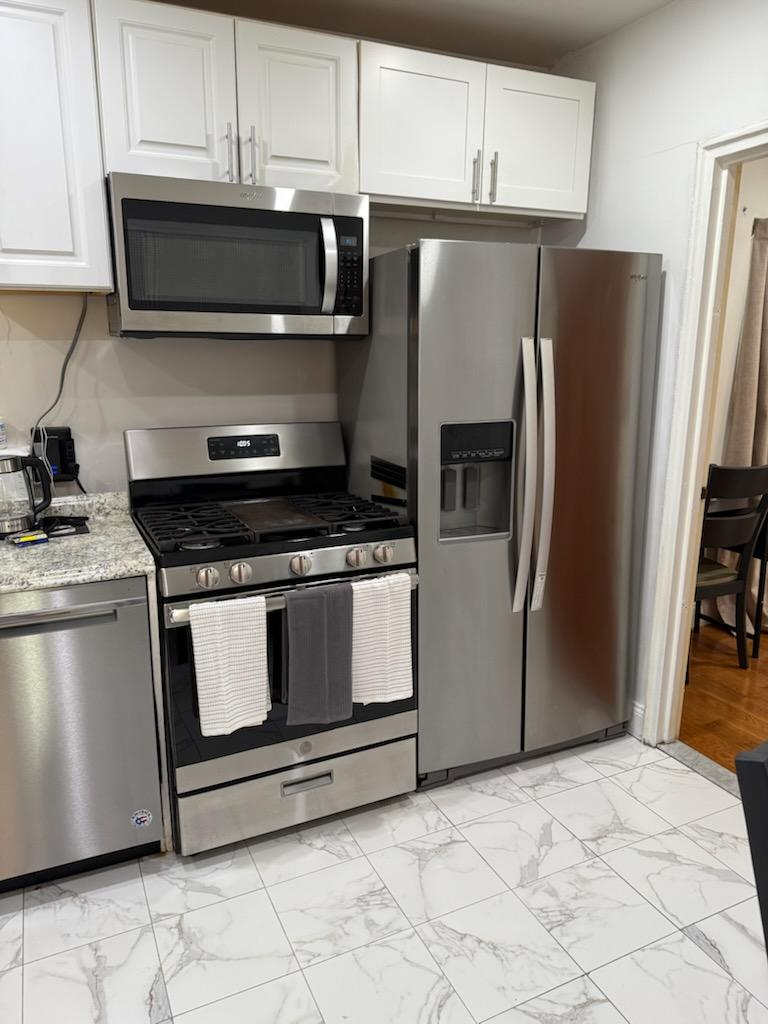 Move-In Ready 1BR Apartment | Fully Furnished | All Utilities Included | In Prime Location - Photo 4
