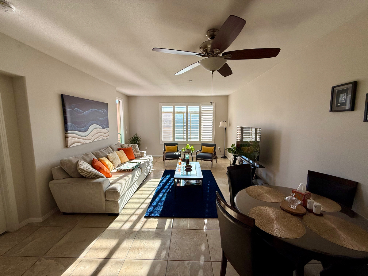 Mission Valley Private Room w/ Bath, Parking, Pool + Gym - Photo 1