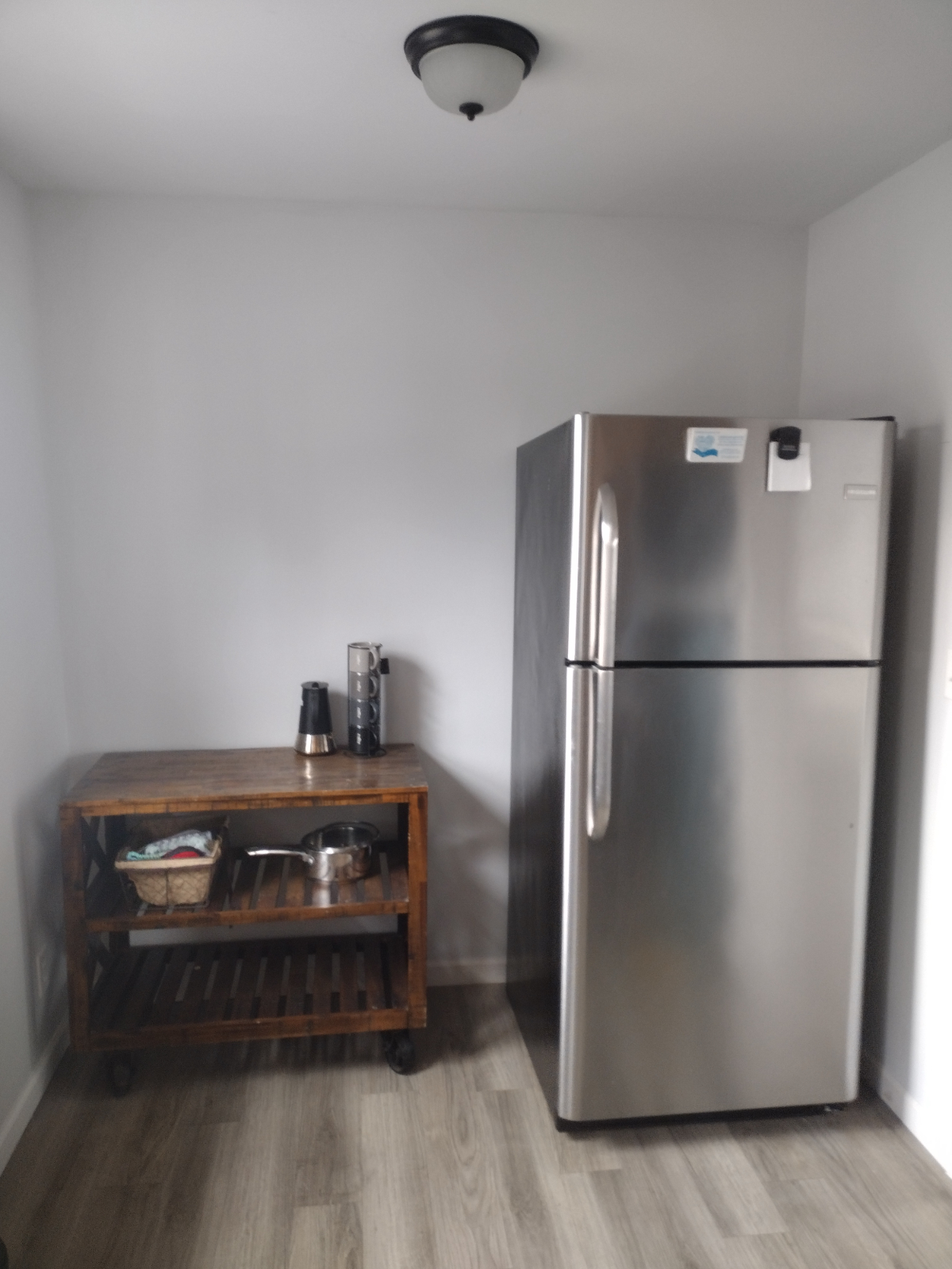 Modern, Updated & Comfortable - Photo 8