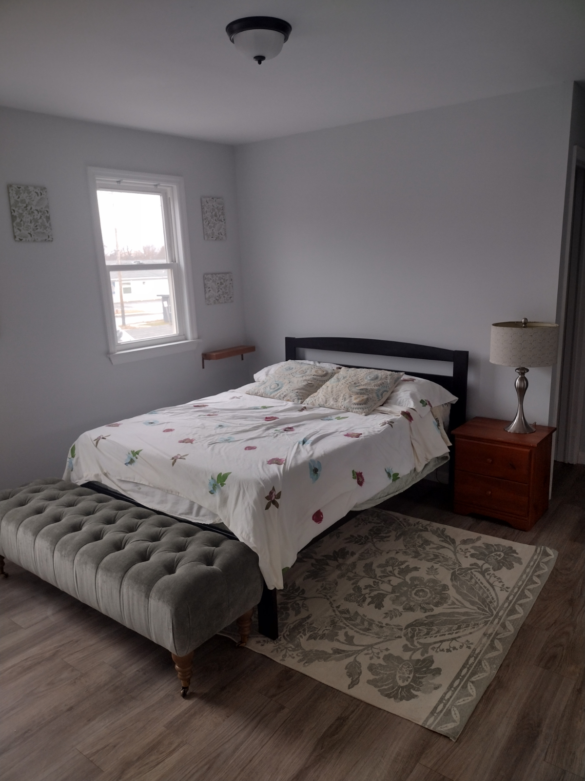 Modern, Updated & Comfortable - Photo 11