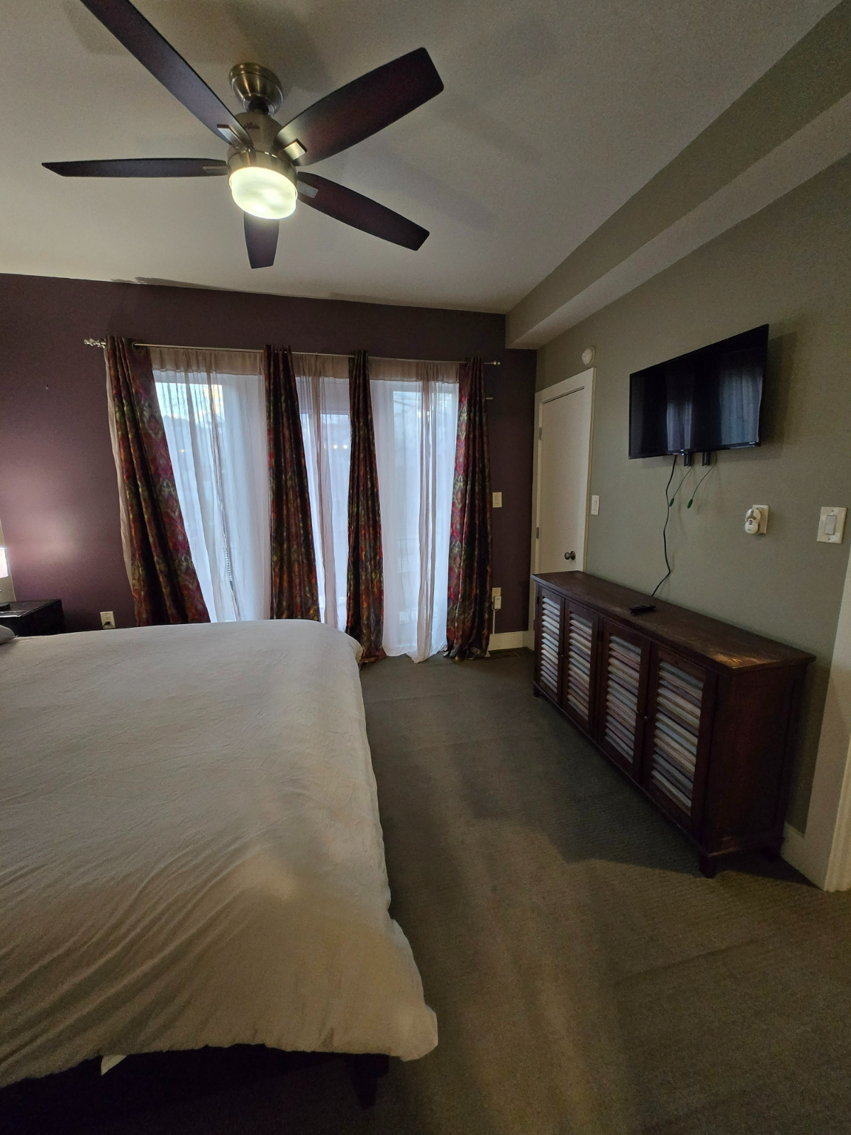Private/Cozy 2-bedroom, 2-bath condo excellent location in heart of NE D.C. - Photo 3