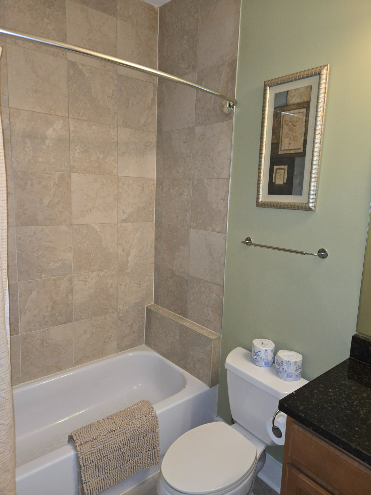Private/Cozy 2-bedroom, 2-bath condo excellent location in heart of NE D.C. - Photo 9