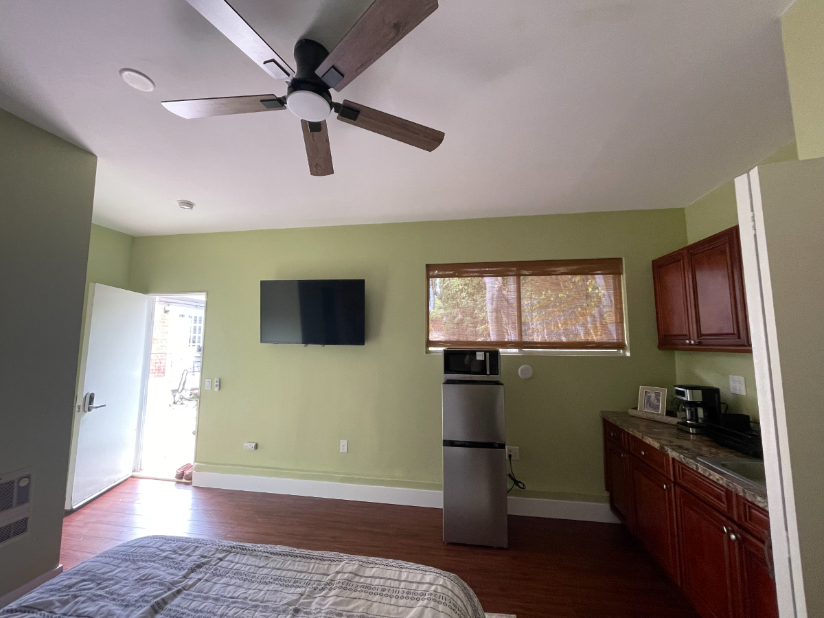 Home Away from Home | Private Coastal Studio | Near UCLA, Providence, Cedars & LAX - Photo 5