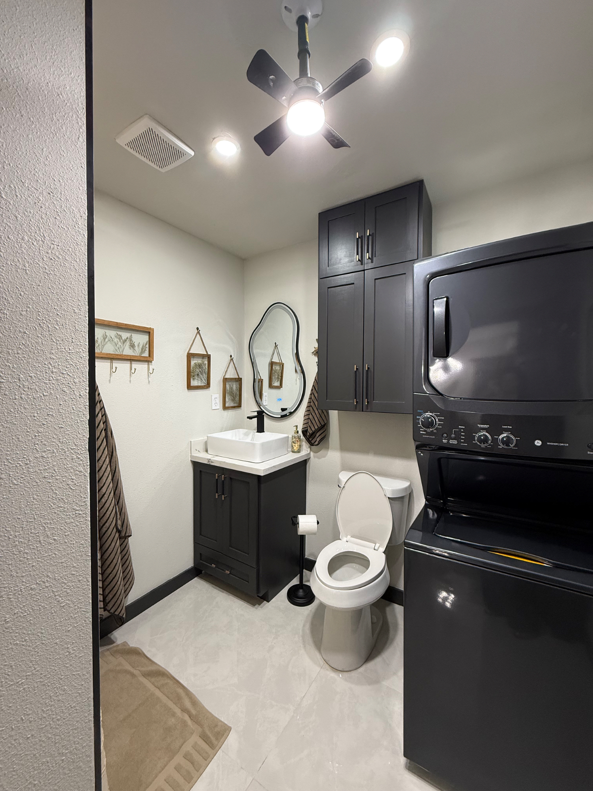 Travel Nurse Friendly | 1BR Near Valley Baptist & Valley Regional | Fast Wi-Fi | W/D - Photo 5