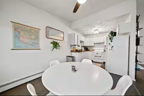 Bright Home Near Airport, Trails and More! - Photo 10