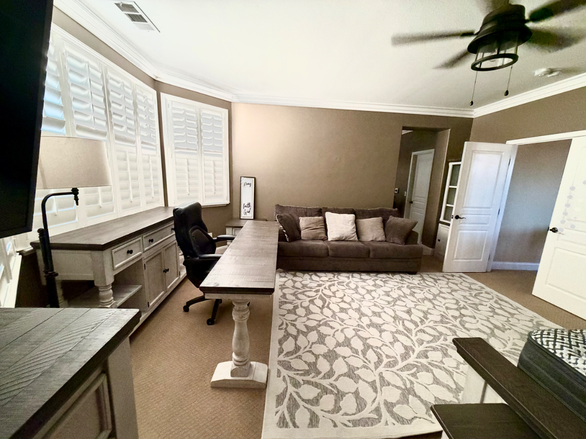 HUGE MASTER SUITE in Stockton's SAFEST neighborhood! - Photo 2