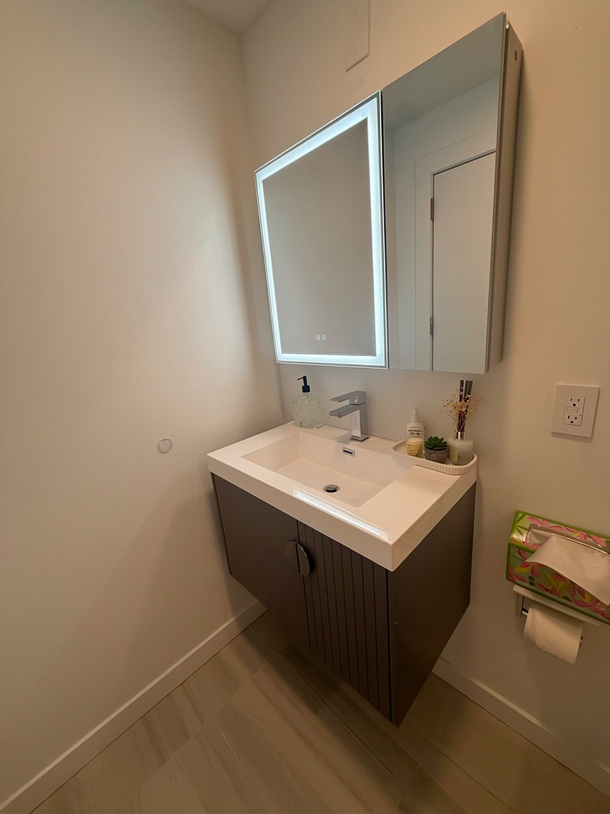 BRAND-NEW Furnished 2BR | Private Entrance + Garage | Utilities Included - Photo 9